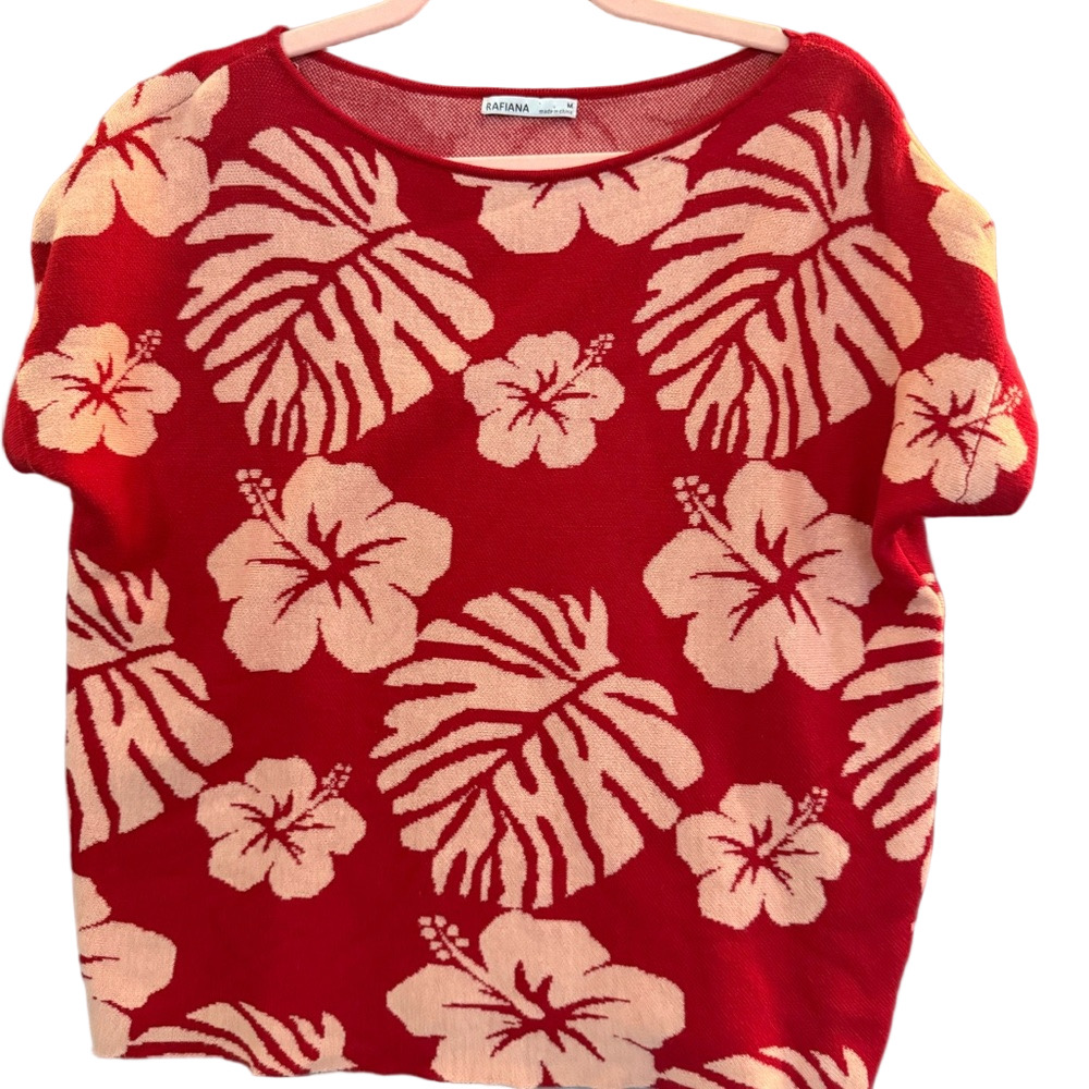 Rafiana floral Red‎ Knit Top Woman Romantic Medium Bold Casual